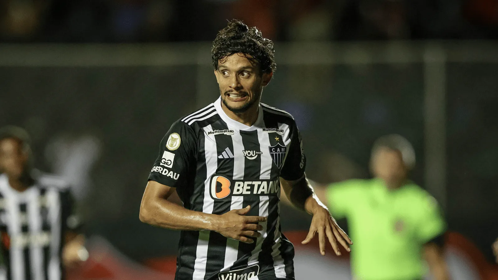 Sem Libertadores em 2025, Scarpa fica no Atl&eacute;tico-MG? O que sabemos do futuro do jogador