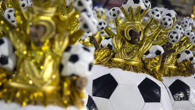 Enredos futebol&iacute;sticos para escolas de samba em crise de criatividade &ndash; Volume 2