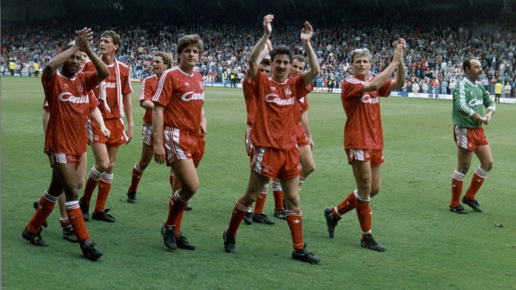 Jejum do Liverpool completa 25 anos e o pior &eacute; que poucas vezes chegou perto de ser quebrado