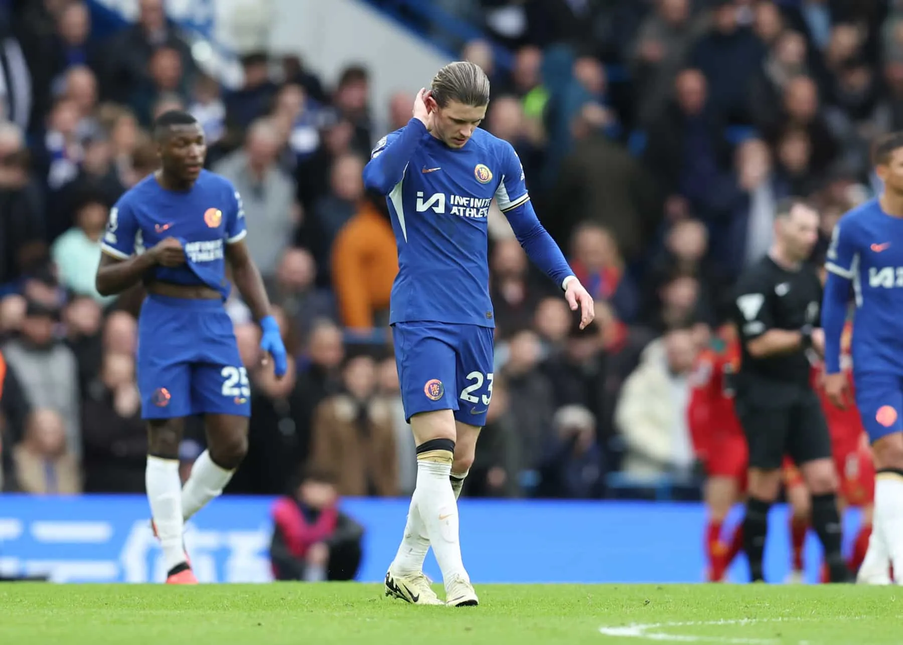 Ou vende ou racha: fair play financeiro da Premier League pressiona seis clubes ingleses
