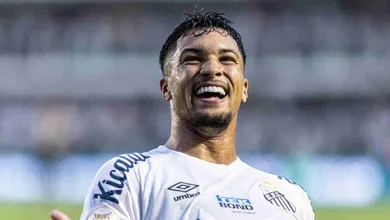 Marcos Leonardo encosta em Tiquinho Soares e comanda &lsquo;Opera&ccedil;&atilde;o Salva Santos&rsquo;