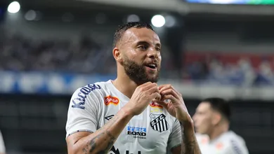 A cada rodada que passa, Guilherme mostra que &eacute; o melhor jogador do Santos na S&eacute;rie B
