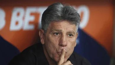 Gr&ecirc;mio prepara &lsquo;miss&atilde;o&rsquo; para liberar Renato em confronto direto no Brasileir&atilde;o