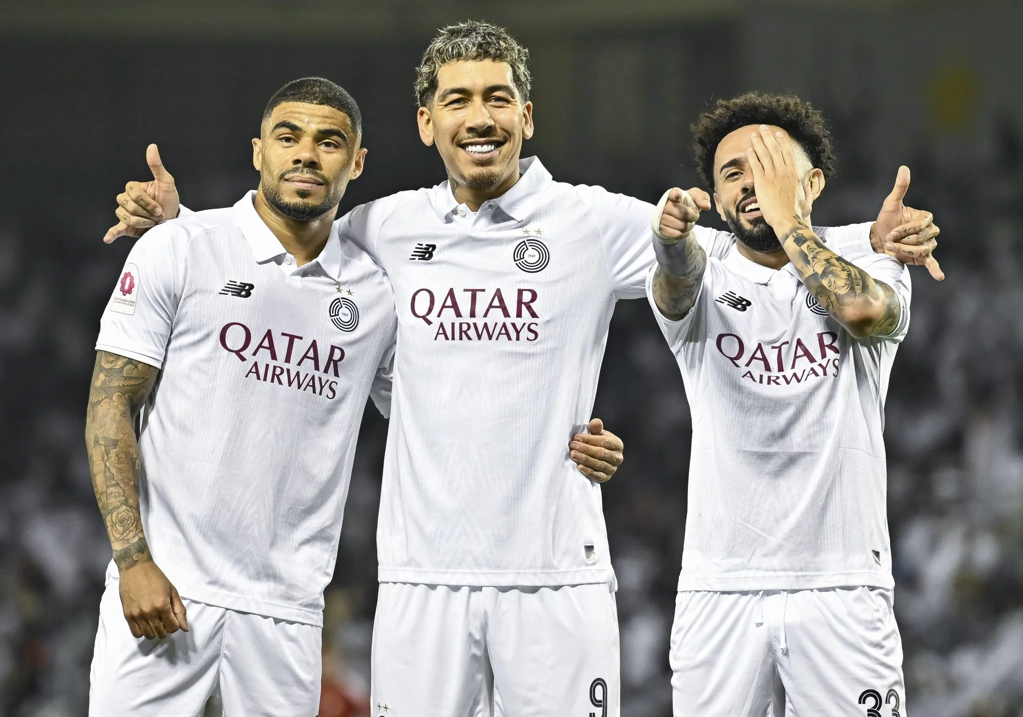 Paulo, Firmino e Claudinho comemoram gol do Al-Sadd