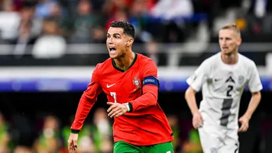 Ronaldo quase vira vil&atilde;o, mas Portugal avan&ccedil;a na Euro com o surgimento de novo her&oacute;i