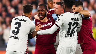 &lsquo;Jogamos contra 14&rsquo;: Antonio n&atilde;o engole elimina&ccedil;&atilde;o do West Ham para o Leverkusen