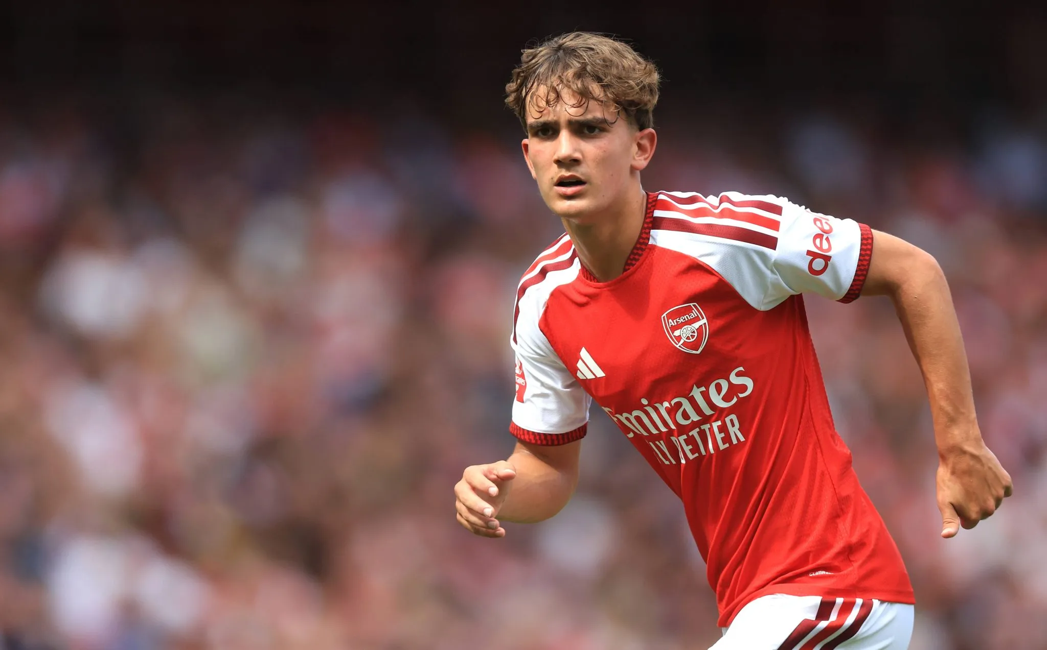 Max Dowman em jogo do Arsenal