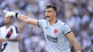Com renova&ccedil;&atilde;o parada, destaque do Vasco atrai interesse de time portugu&ecirc;s