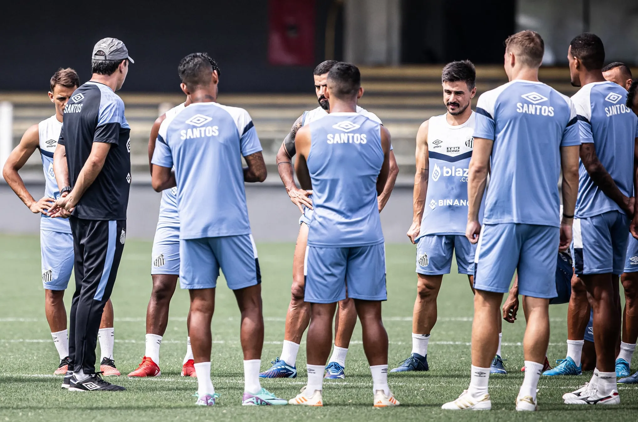No primeiro passo para a reconstru&ccedil;&atilde;o, Santos ter&aacute; que frear Botafogo-SP e carrasco do passado