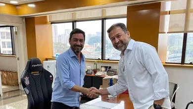 Democracia corinthiana: Augusto Melo e Du&iacute;lio viram amigos diplom&aacute;ticos na transi&ccedil;&atilde;o no Corinthians