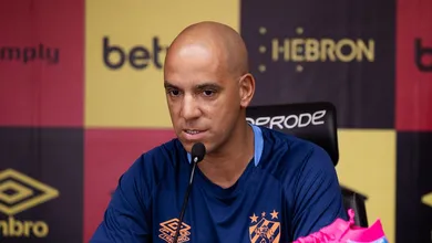 Sport tira atacante de gigante brasileiro e faz maior contrata&ccedil;&atilde;o da sua hist&oacute;ria
