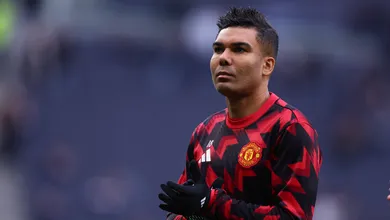 Manchester United quer contratar prod&iacute;gio alem&atilde;o de 16 anos para ser reserva de Casemiro