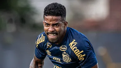 Santos e Azuriz divergem sobre quantidade de parcelas em neg&oacute;cio envolvendo Hayner