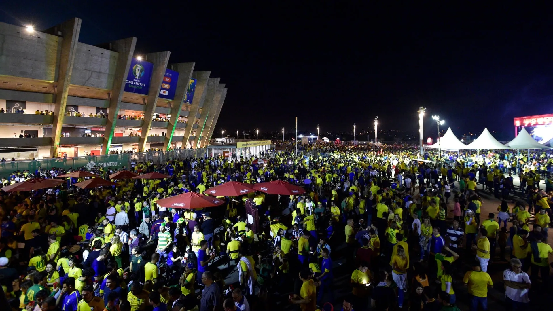 Rivalidade impulsionou torcida brasileira a transformar palco do 7 x 1 em caldeir&atilde;o contra a Argentina