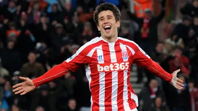 Bojan est&aacute; chamando a aten&ccedil;&atilde;o no Stoke. Veja este gola&ccedil;o do atacante