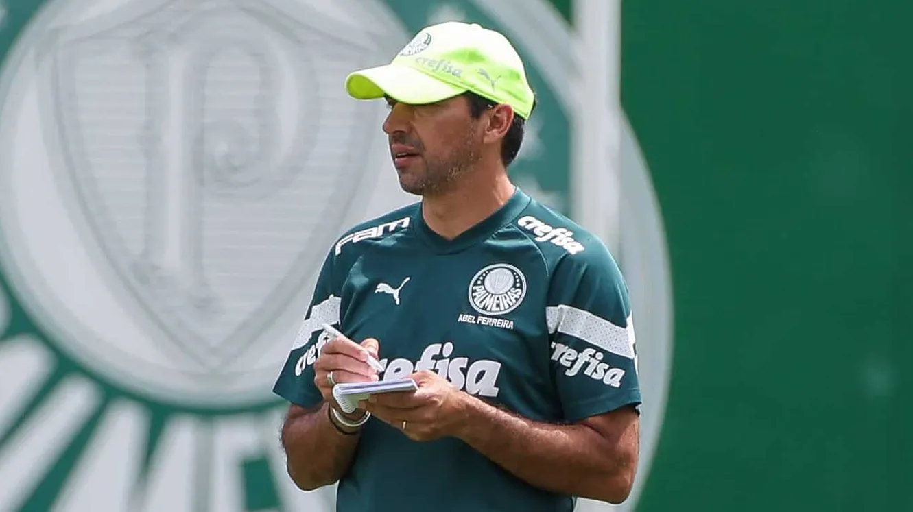 Palmeiras volta aos treinos sob sensa&ccedil;&atilde;o de come&ccedil;o do zero
