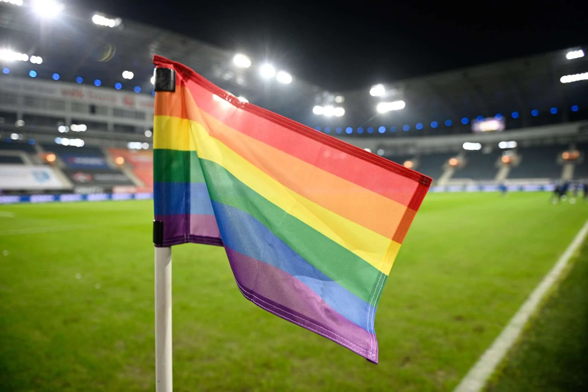 Futebol belga cria estrutura para pessoas trans e n&atilde;o-bin&aacute;rias