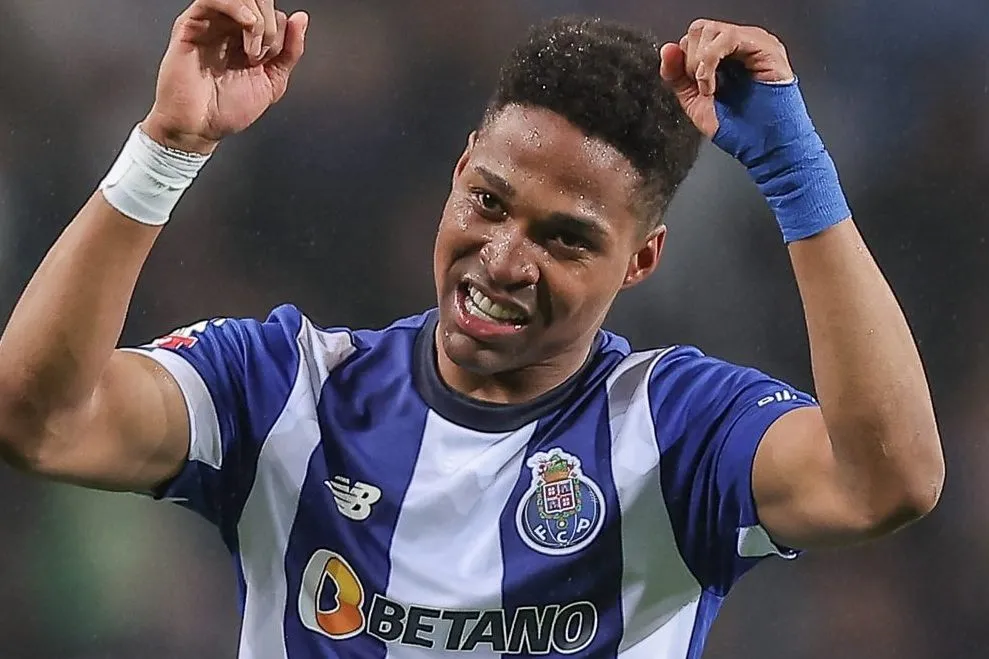 Por que o Corinthians decidiu n&atilde;o brigar com o S&atilde;o Paulo por contrata&ccedil;&atilde;o de Wendell?
