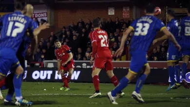 No primeiro jogo p&oacute;s-an&uacute;ncio, Gerrard j&aacute; mostra o que a torcida mais vai sentir falta
