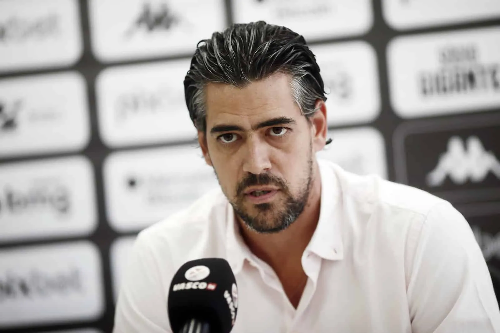 Por que o Vasco tem acumulado frustra&ccedil;&otilde;es na janela de transfer&ecirc;ncias