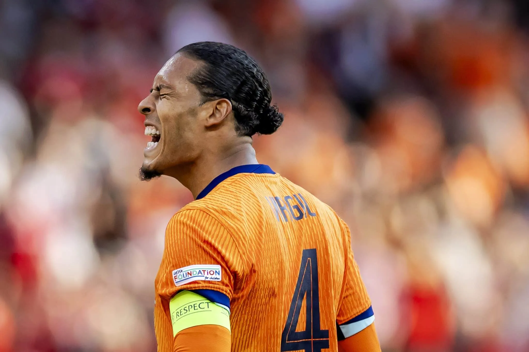 Euro: insatisfeito, Van Dijk faz dura cobran&ccedil;a &agrave; sele&ccedil;&atilde;o holandesa