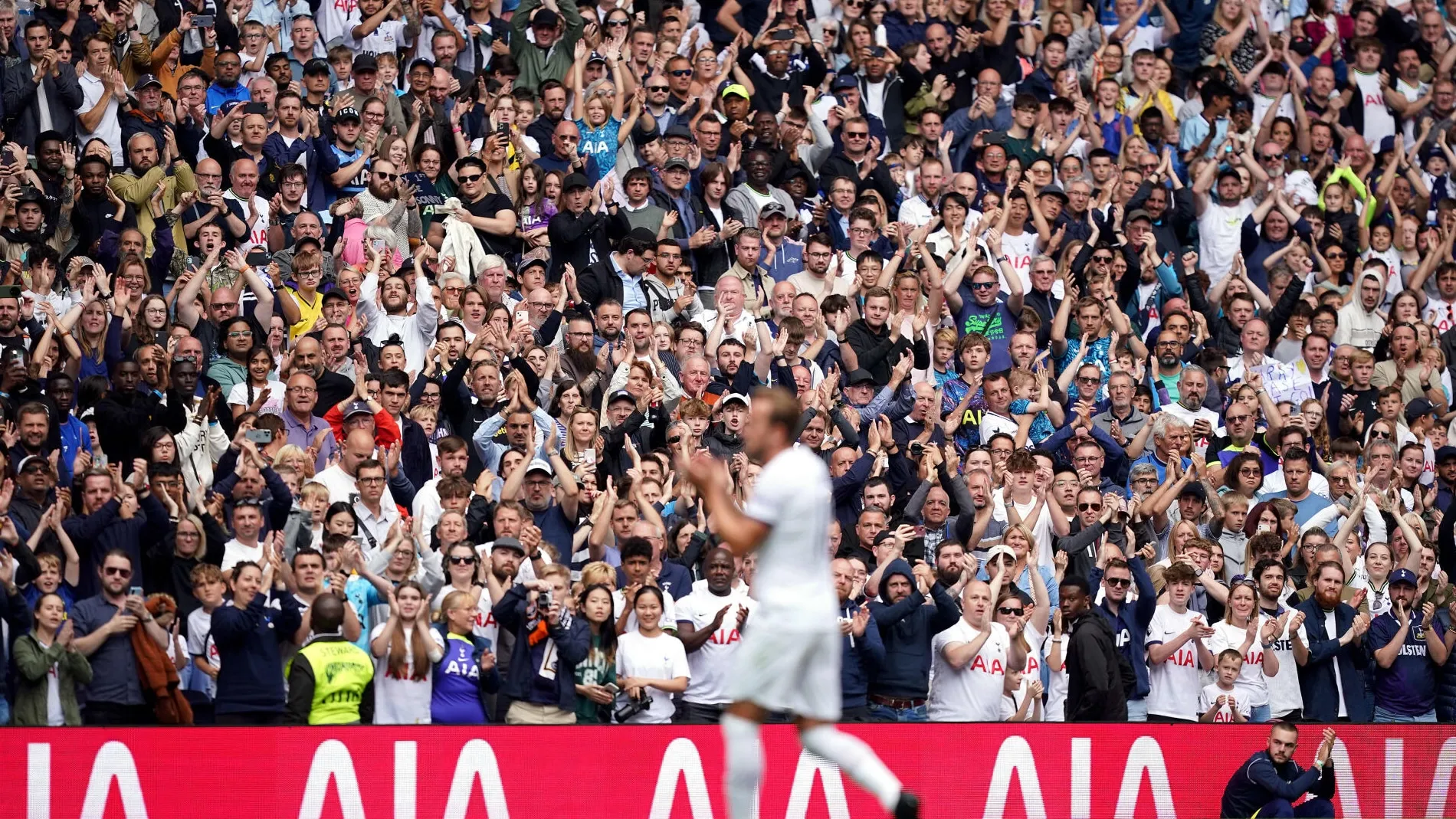 Despedida de Kane era o momento que o Tottenham sonhou que nunca precisasse chegar