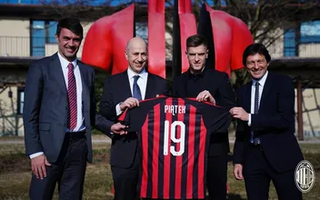 Gattuso: &ldquo;Piatek &eacute; como o Robocop, tudo o que ele diz &eacute;: &lsquo;Eu quero marcar gols, eu quero marcar gols'&rdquo;