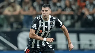 Battaglia se imp&otilde;e como zagueiro, e &eacute; mais um acerto de Milito no Atl&eacute;tico-MG