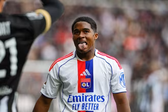 Ap&oacute;s destaque na Sele&ccedil;&atilde;o, Endrick &eacute; subaproveitado por um Lyon pouco criativo contra Angers