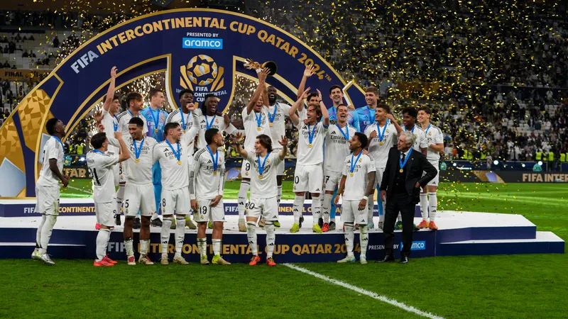 Ancelotti demonstra confian&ccedil;a em sua equipe e afirma que trabalhar&aacute; para retomar o caminho das conquistas 