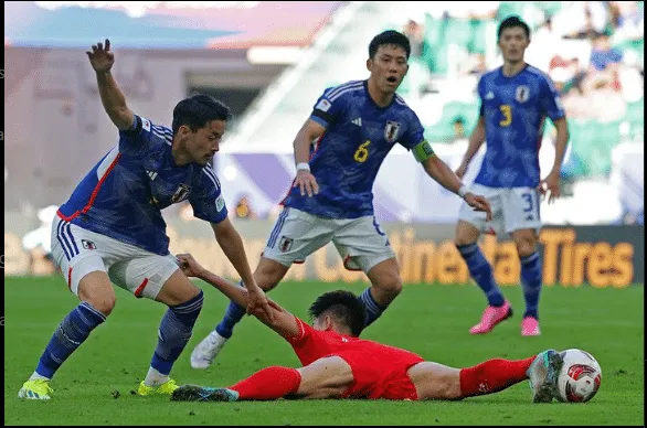 Um 1&ordm; tempo de cinema deu ao Jap&atilde;o a vit&oacute;ria contra Vietn&atilde; em sua estreia na Copa da &Aacute;sia