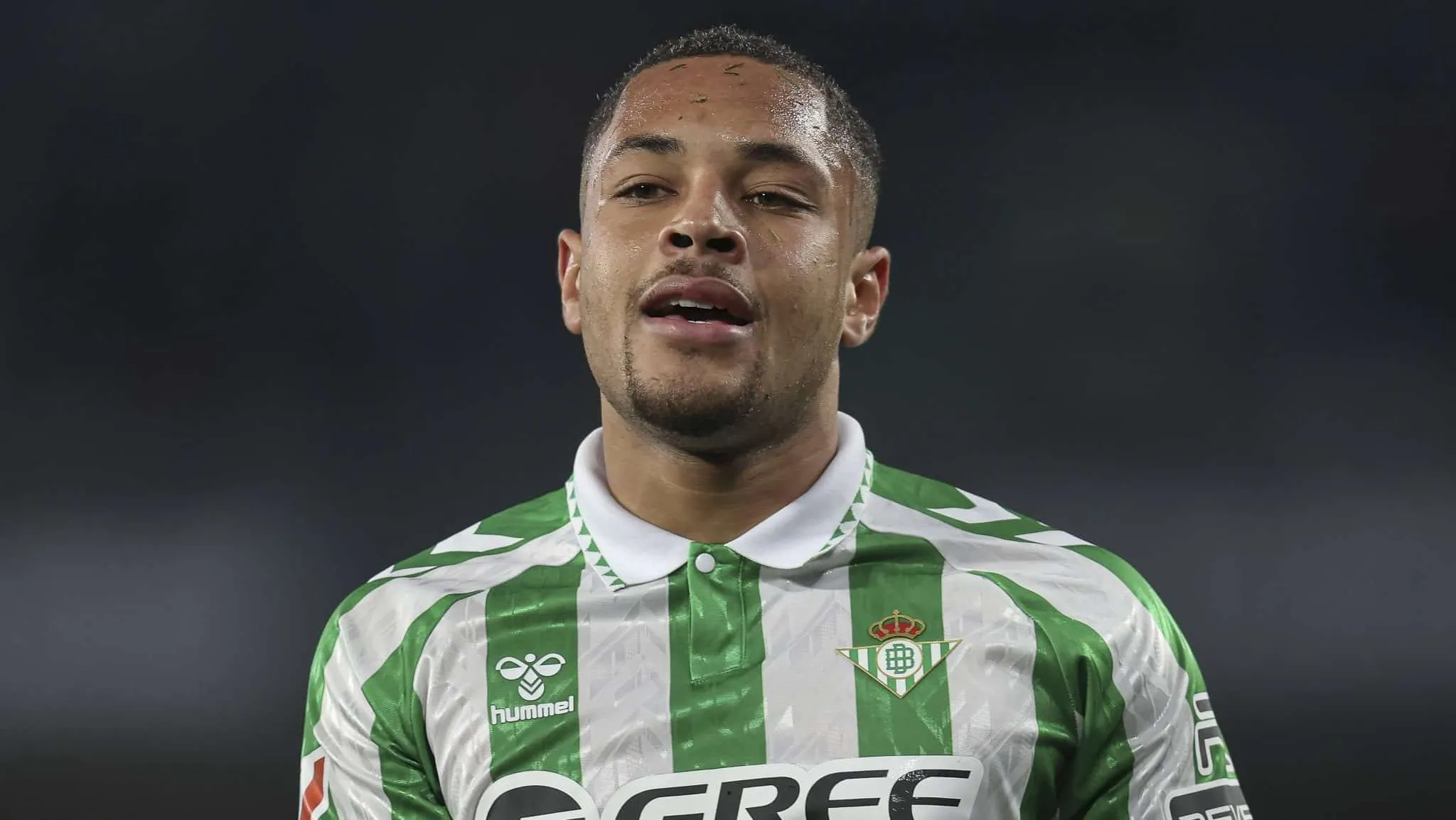 Alvo do Palmeiras, Vitor Roque pediu pra sair do Betis? Dirigente responde