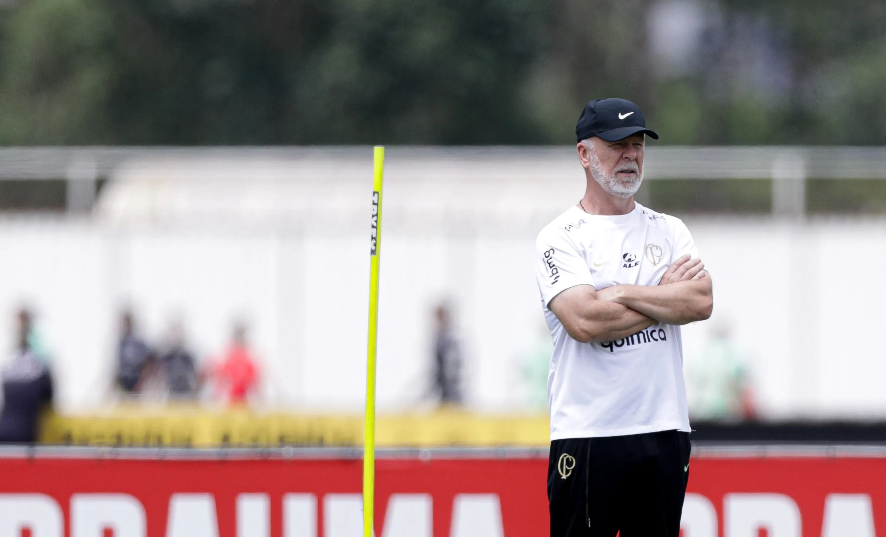 Mais tranquilo no Brasileiro, Mano espera novo presidente do Corinthians para iniciar reformula&ccedil;&atilde;o
