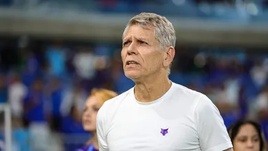 Paulo Autuori &eacute; sincero, projeta futuro e diz que Cruzeiro n&atilde;o vai mudar em dois jogos