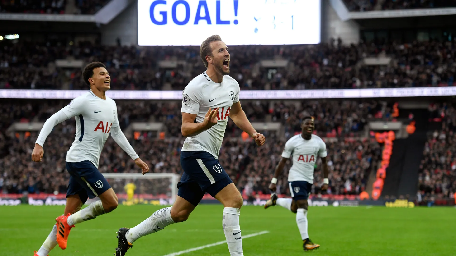 Kane pode chegar ao n&iacute;vel de Messi e Cristiano Ronaldo? Kobe Bryant acha que sim