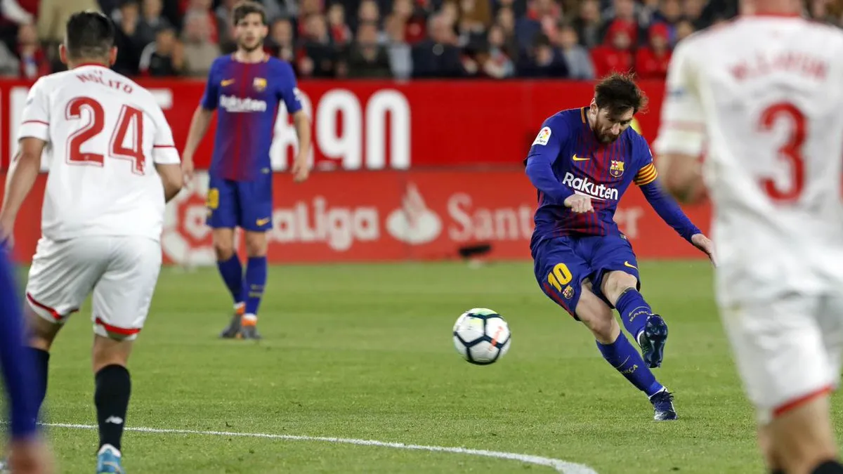 A falta de precis&atilde;o puniu a noite inspirada do Sevilla, e Messi salvou a invencibilidade do Barcelona