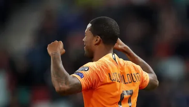 Wijnaldum manteve boa fase com um gola&ccedil;o na vit&oacute;ria dos Pa&iacute;ses Baixos sobre Belarus