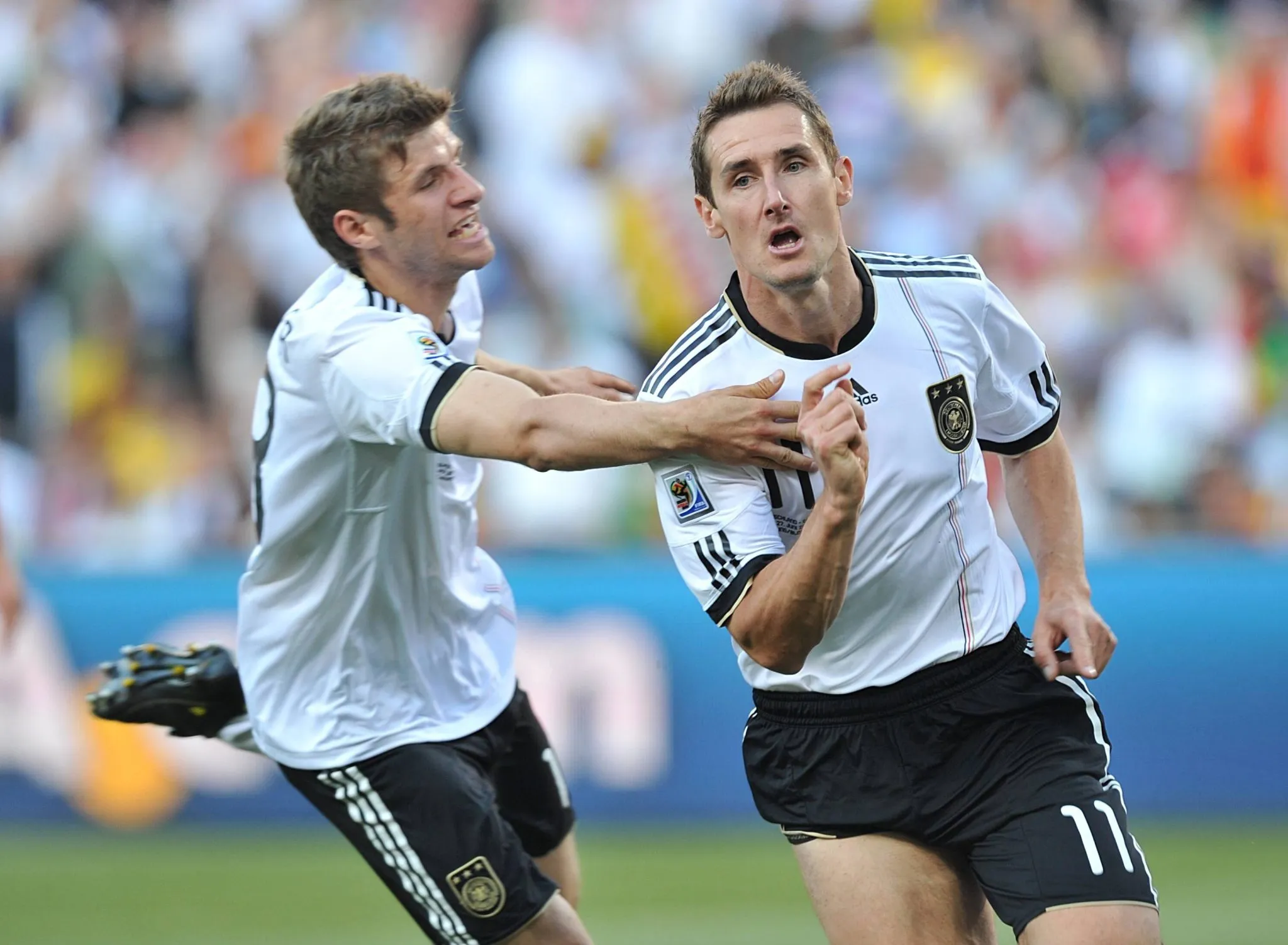 Thomas Muller comemora gol de Miroslav Klose na Copa do Mundo