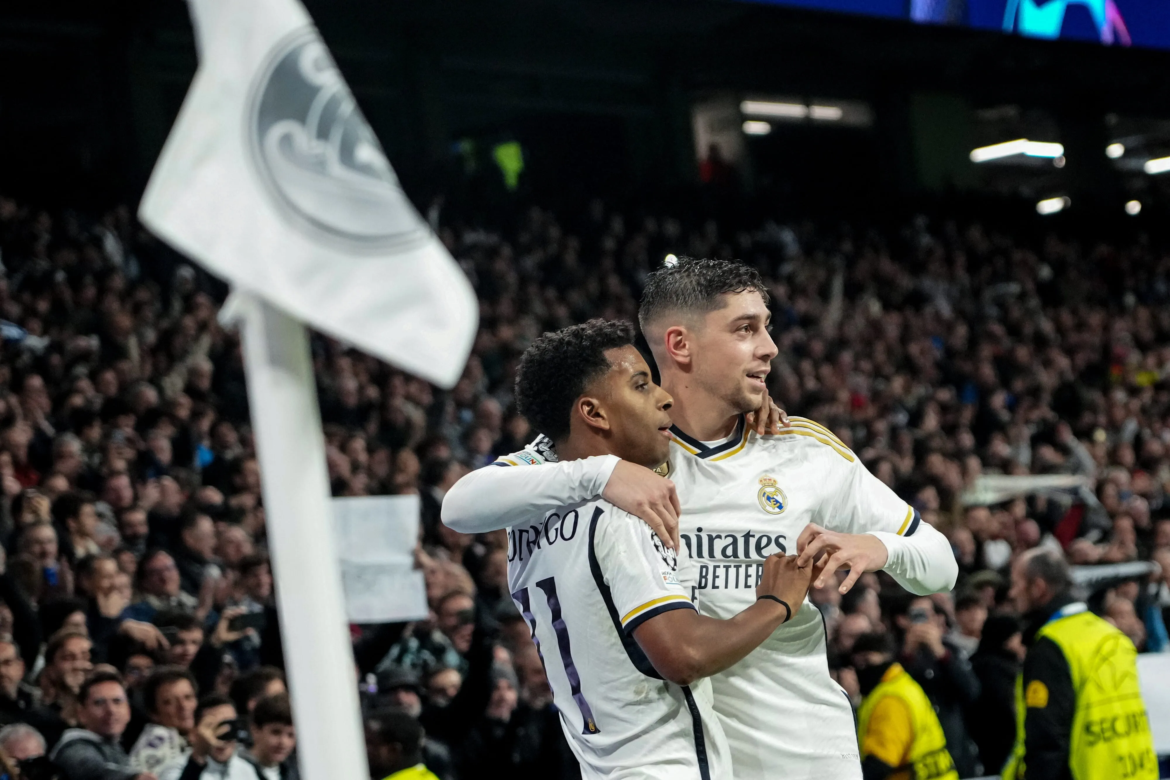 Valverde tem renova&ccedil;&atilde;o anunciada pelo Real Madrid e tem tudo para pavimentar caminho como lenda merengue
