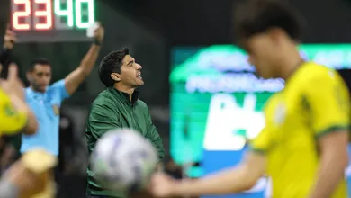 Fala de Abel sobre Flaco explica e corrobora puni&ccedil;&otilde;es no Palmeiras sub-17