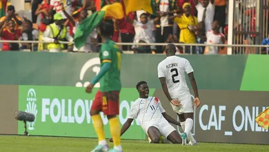 Guin&eacute; conquista empate heroico contra Camar&otilde;es, que perde chance de ouro em estreia da Copa Africana de Na&ccedil;&otilde;es