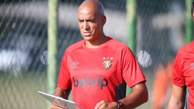 Os desafios de Pepa no comando t&eacute;cnico do Sport