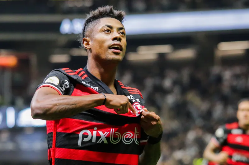 Bruno Henrique celebra gol pelo Flamengo na Arena MRV, casa do Atl&eacute;tico-MG