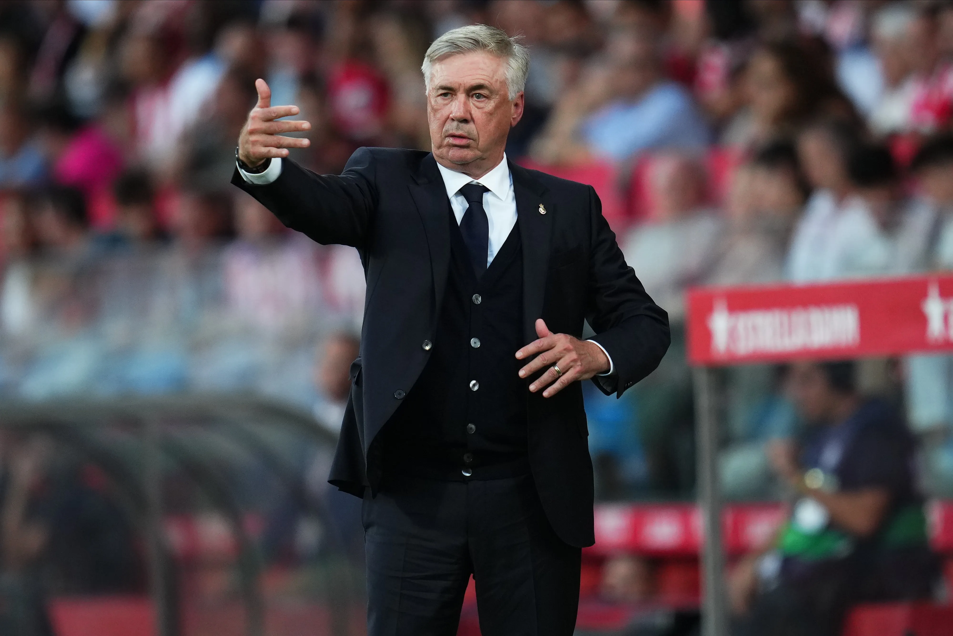 Na briga sobre a Superliga, Ancellotti est&aacute; do lado do Real Madrid: &lsquo;boa para todos&rsquo;