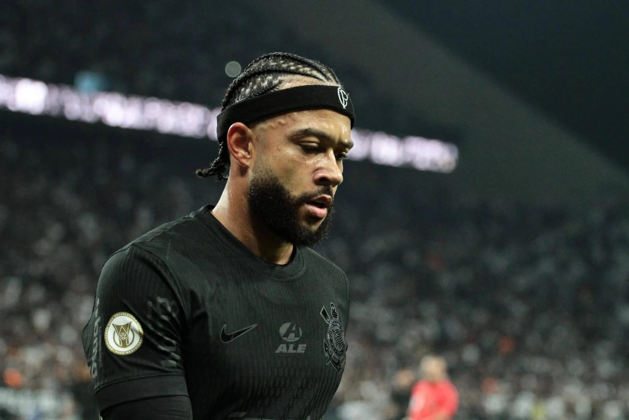 Memphis passou mal antes do D&eacute;rbi, mas bancou atua&ccedil;&atilde;o pelo Corinthians