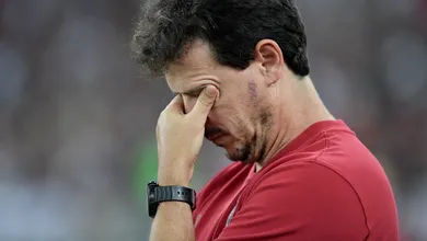 Fernando Diniz &eacute; demitido do Fluminense, que ter&aacute; Marc&atilde;o como t&eacute;cnico