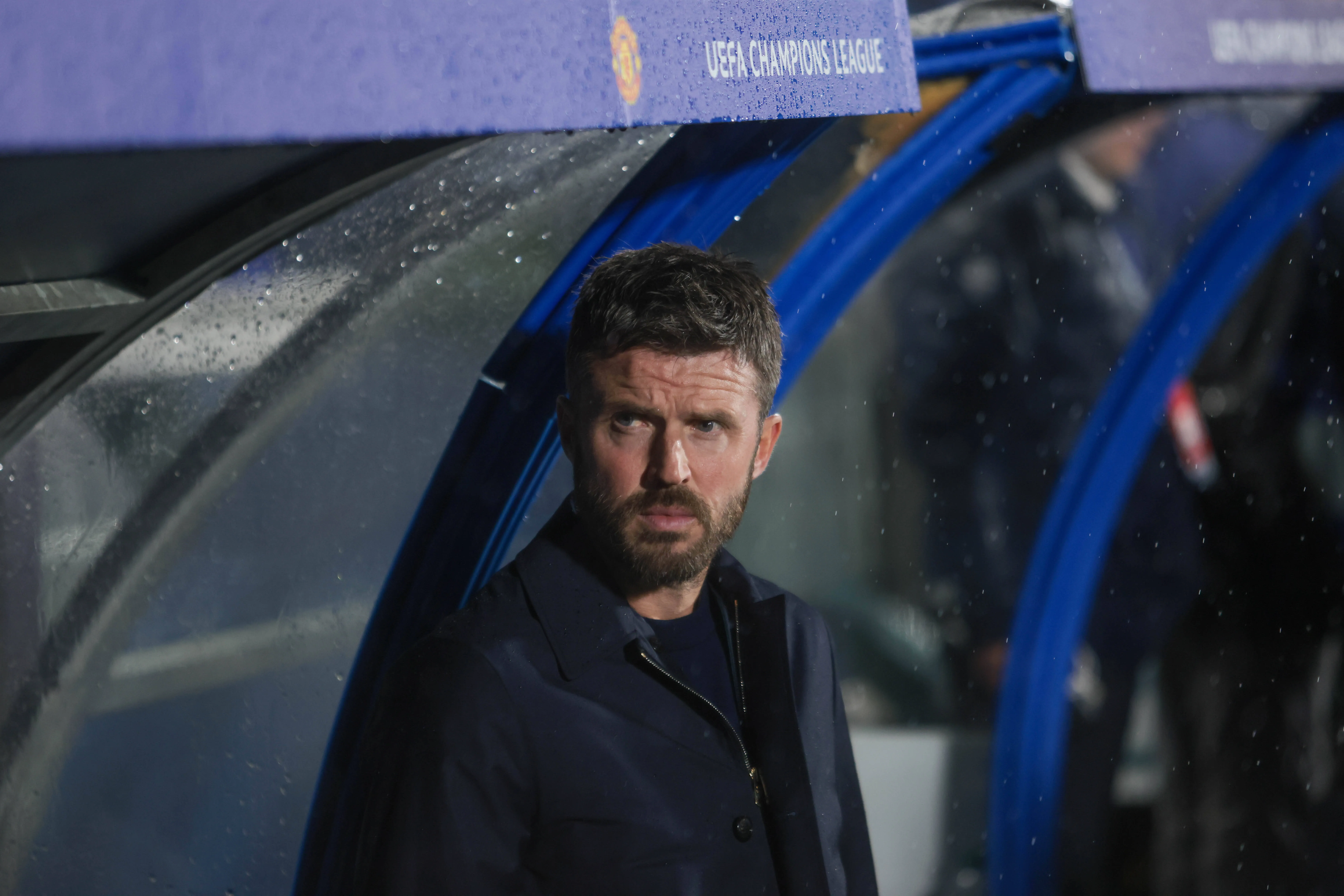 Michael Carrick durante Como 3 x 0 Manchester United