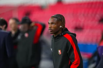 Liverpool contrata refor&ccedil;o de R$ 390 milh&otilde;es para suprir car&ecirc;ncia, mas sob condi&ccedil;&atilde;o especial