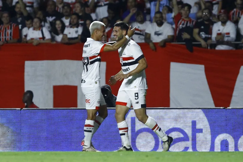 Ferreira e Calleri em S&atilde;o Paulo x Flamengo