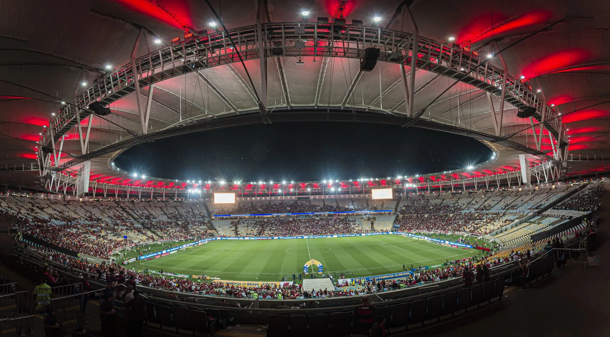 Maracan&atilde; foi um dos est&aacute;dios que passou por processo de moderniza&ccedil;&atilde;o no Brasil (Foto: Imago)